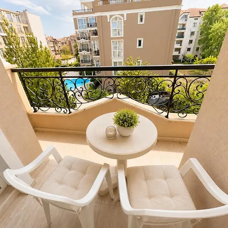 Izida Palace - Premium Apartment